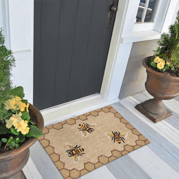 Liora Manne Frontporch Honeycomb Bee Rectangular Accent Rug alternate view