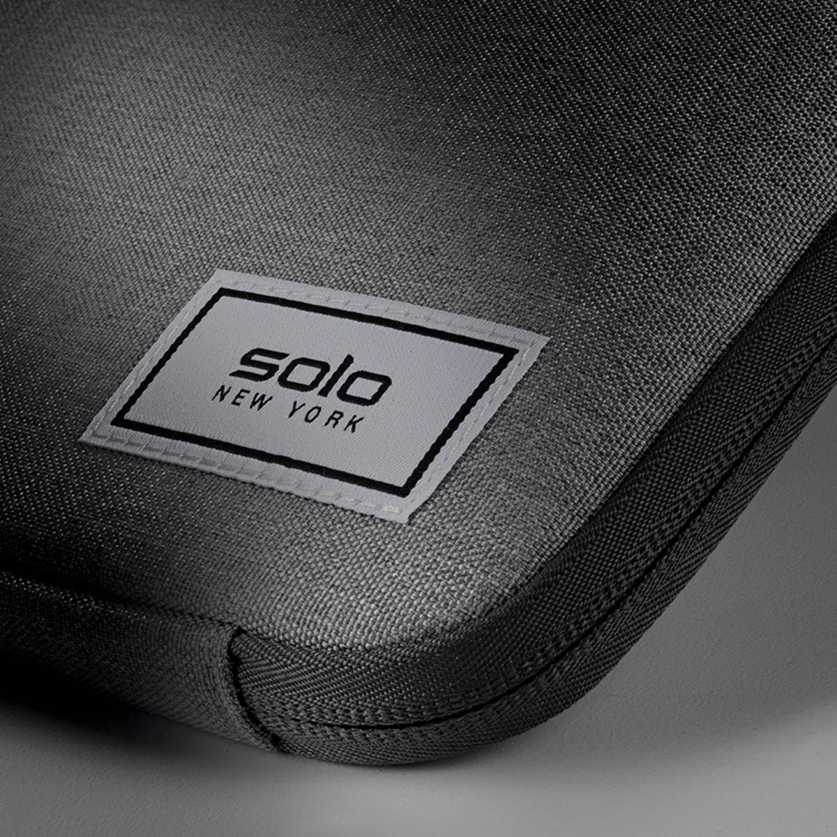 Solo NY Focus 13in. Sleeve Laptop Case