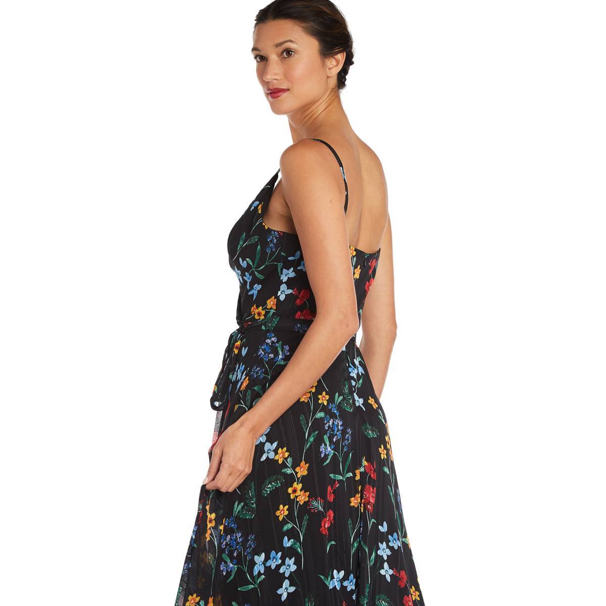 Petite R&M Richards Sleeveless Long Floral Maxi Dress