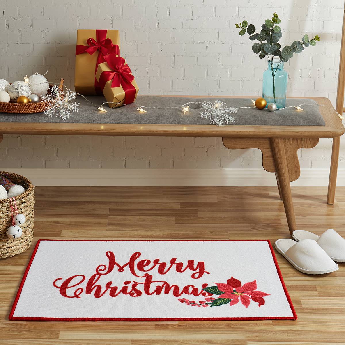 VCNY Home Merry Christmas Holiday Indoor Scatter Rug