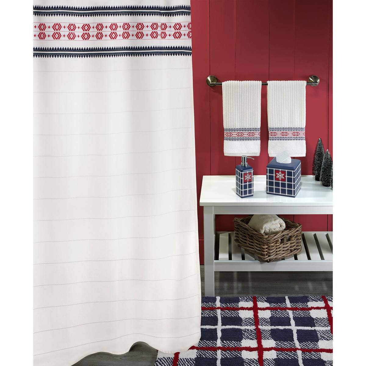 IZOD(R) Aspen Shower Curtain