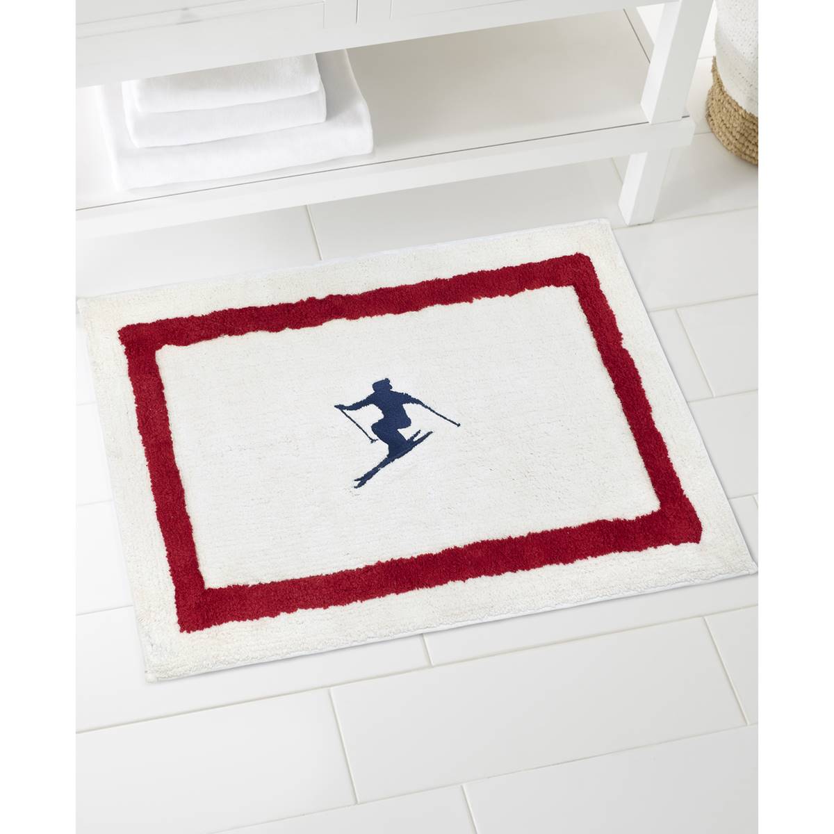 IZOD(R) Alpine Decorative Bath Rug