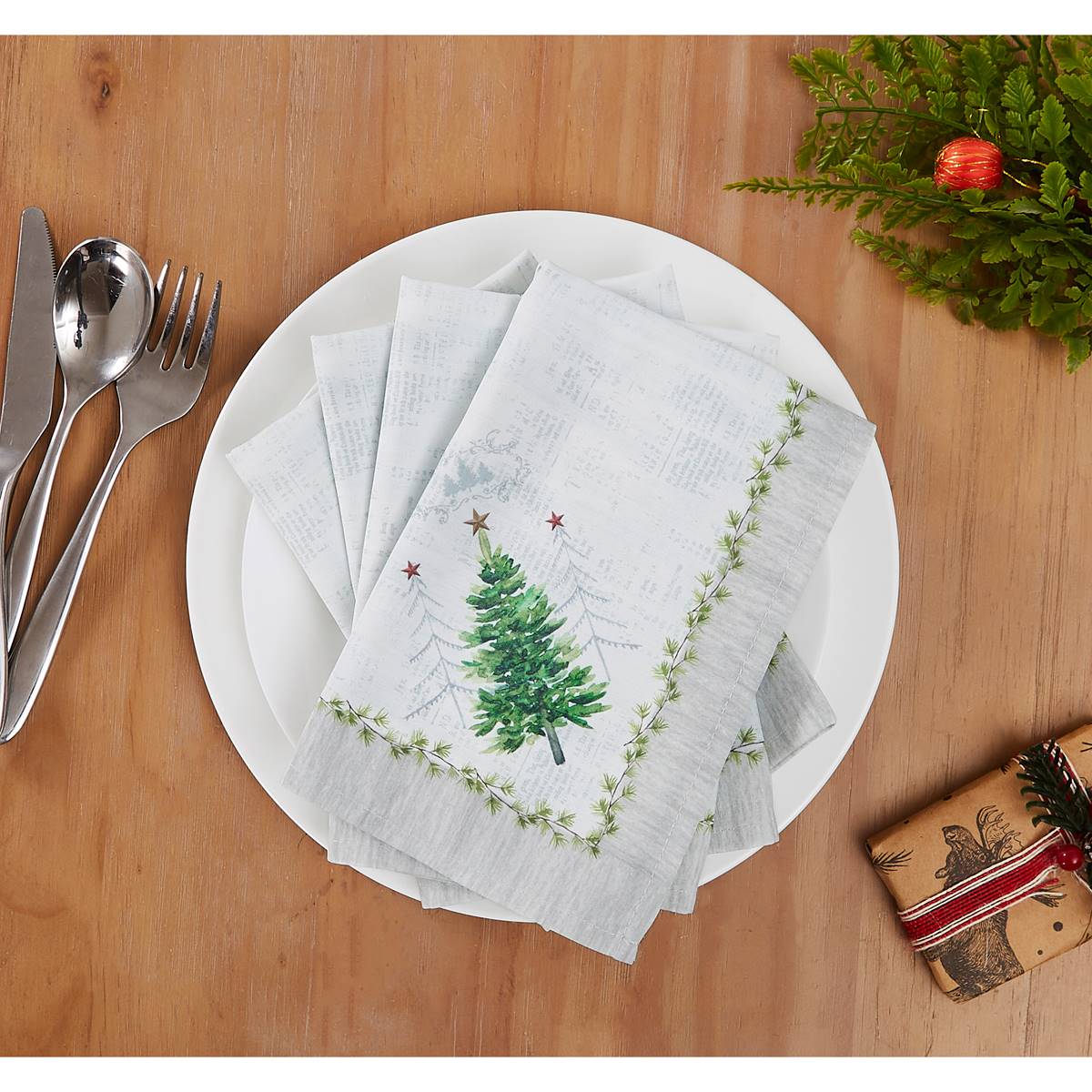 Avanti Trees Holiday Napkins - Set Of 4