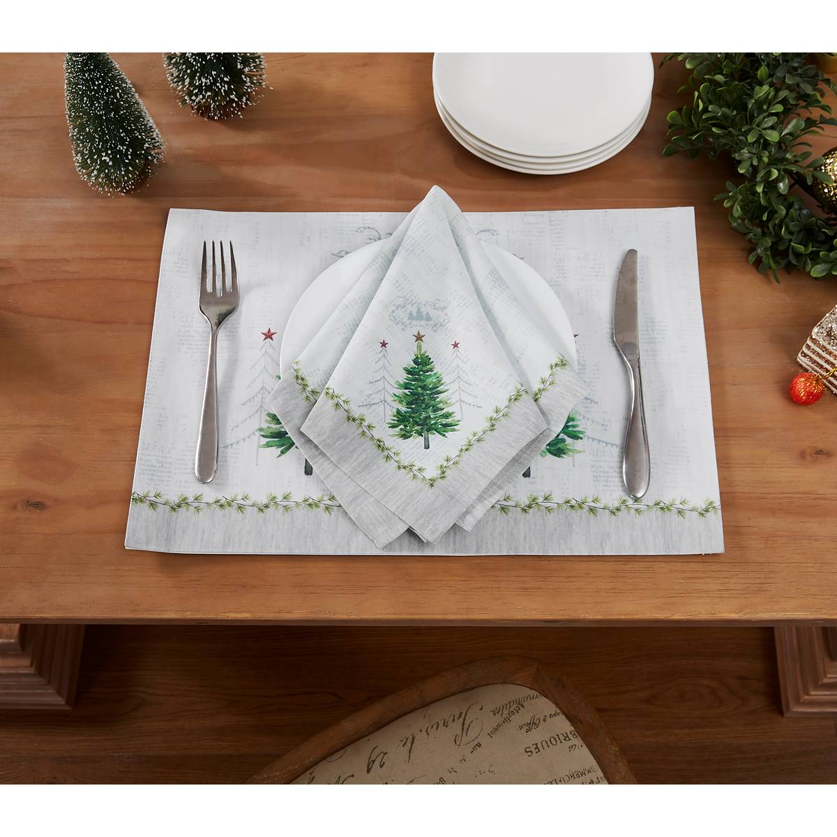 Avanti Trees Holiday Napkins - Set Of 4