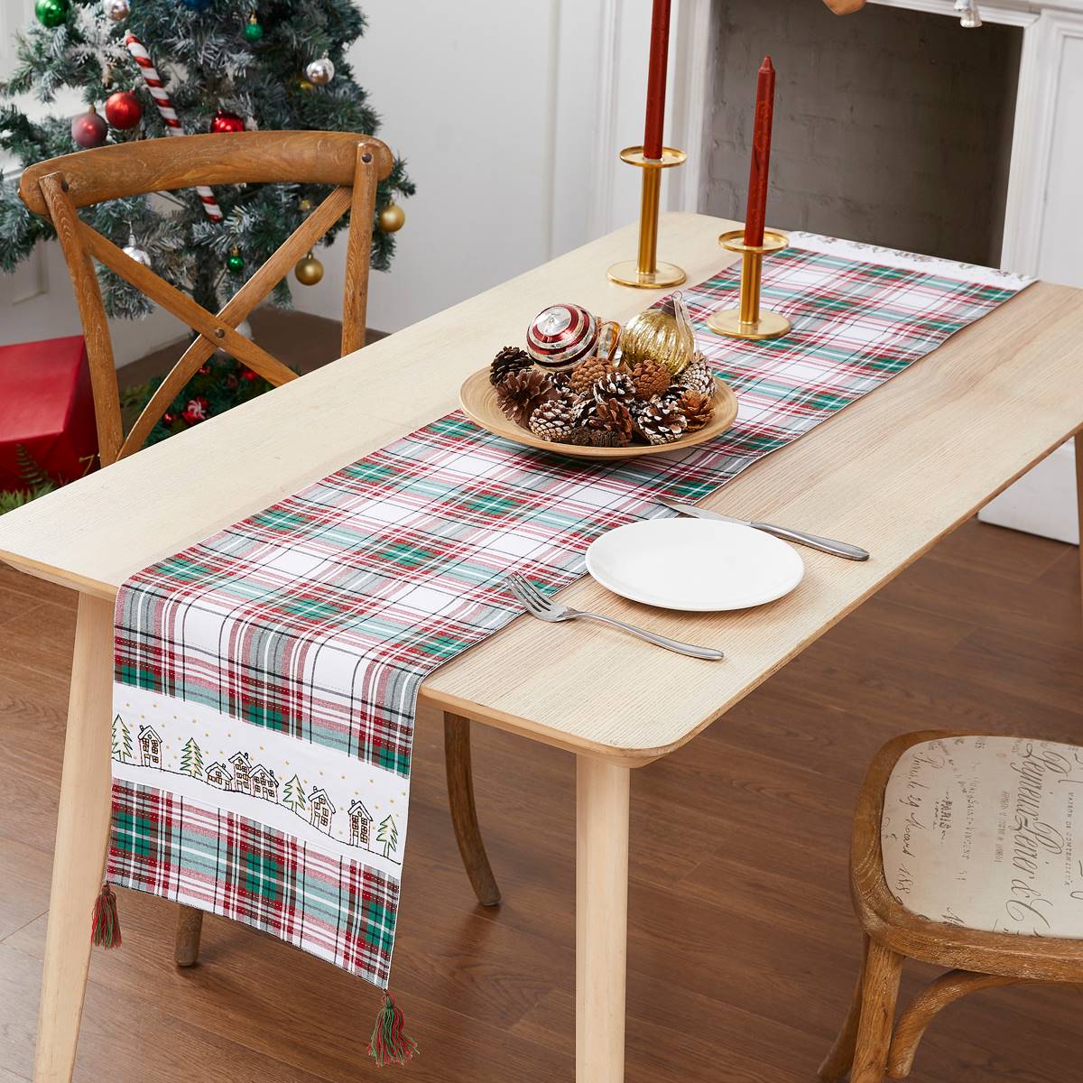 Avanti Holiday Plaid Table Runner