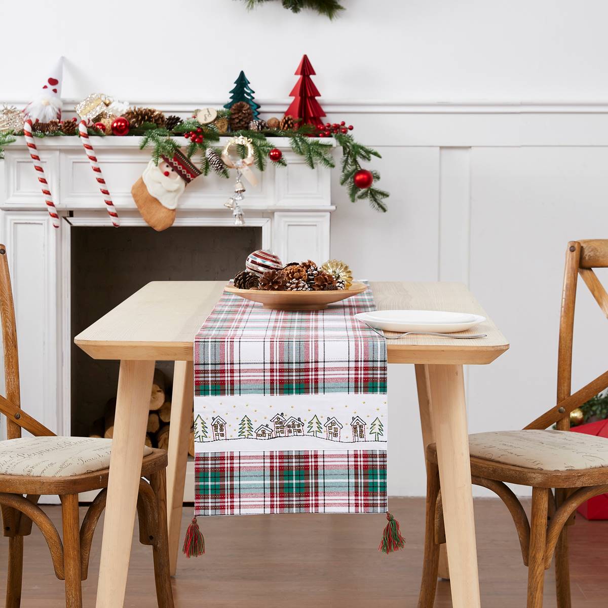 Avanti Holiday Plaid Table Runner