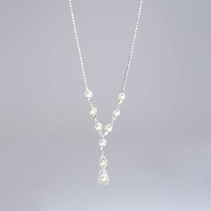 Rosa Rhinestones Pearl Halo Y-Necklace