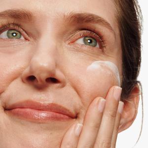 Clinique Turnaround(tm) Overnight Revitalizing Moisturizer alternate view