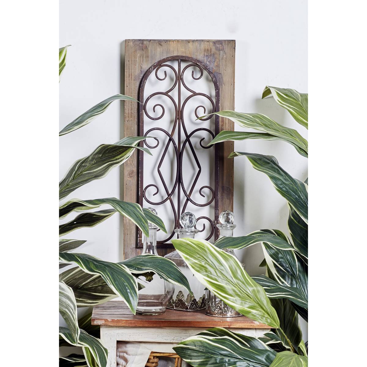 9th & Pike(R) Brown Rustic Ornamental Metal And Wood Wall Decor