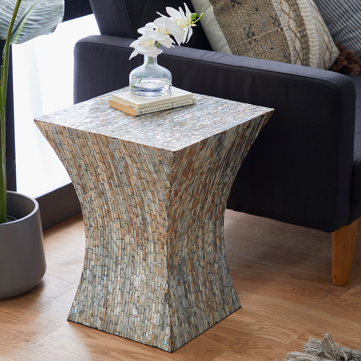 9th & Pike(R) Multi Geometric Mussel Shells And Wood Accent Table