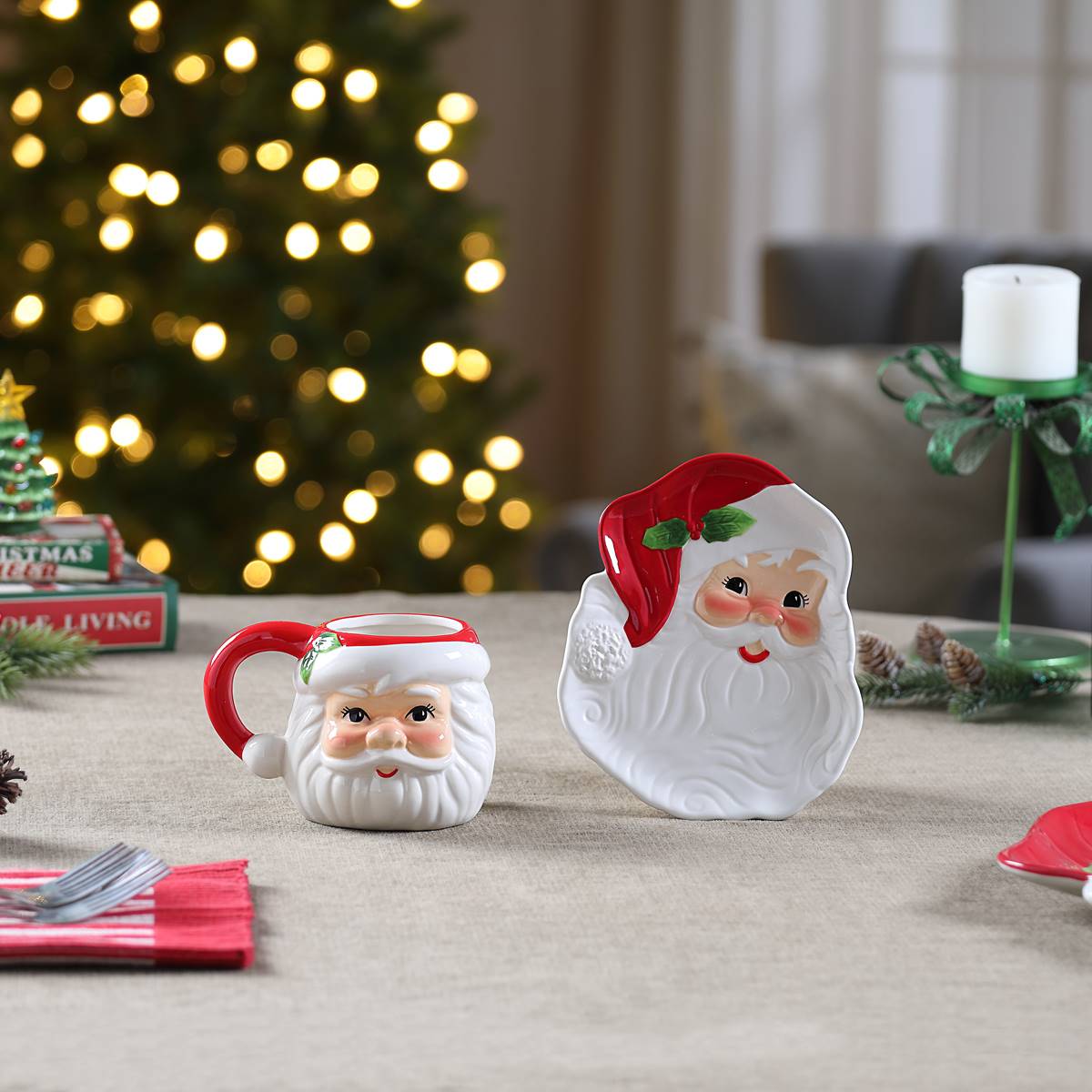 Mr. Christmas 20oz. Santa Mugs & 8in. Santa Plates - Set Of 4