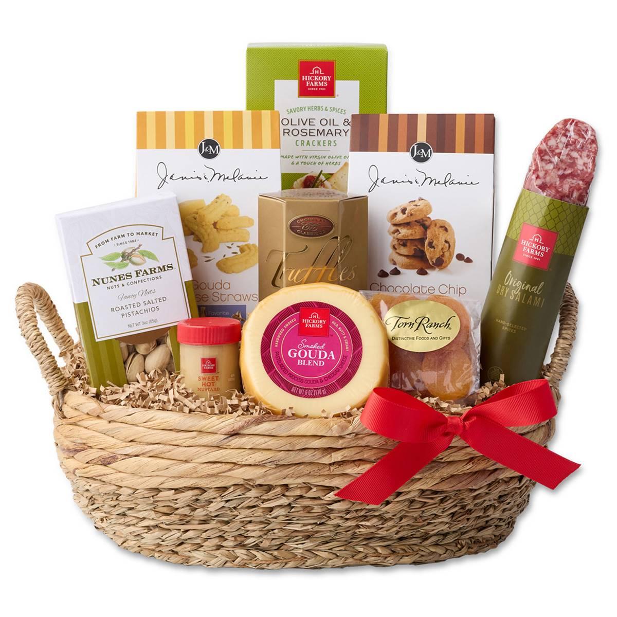 Hickory Farms(R) Sweet & Savory Snacks Gift Basket