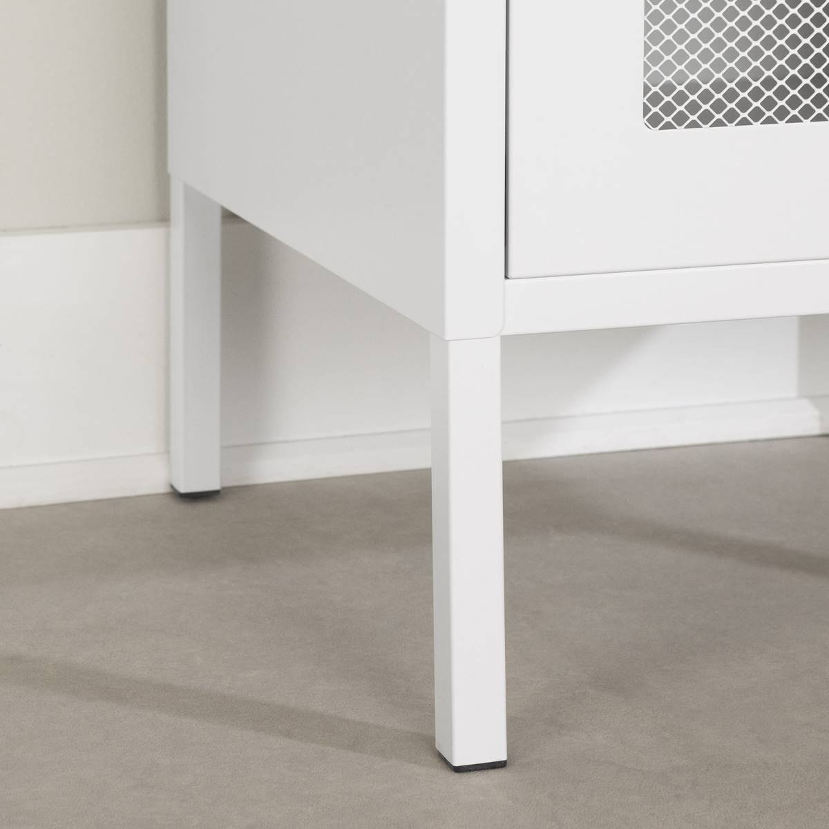 South Shore Crea White Metal Mesh 1-Door End Table