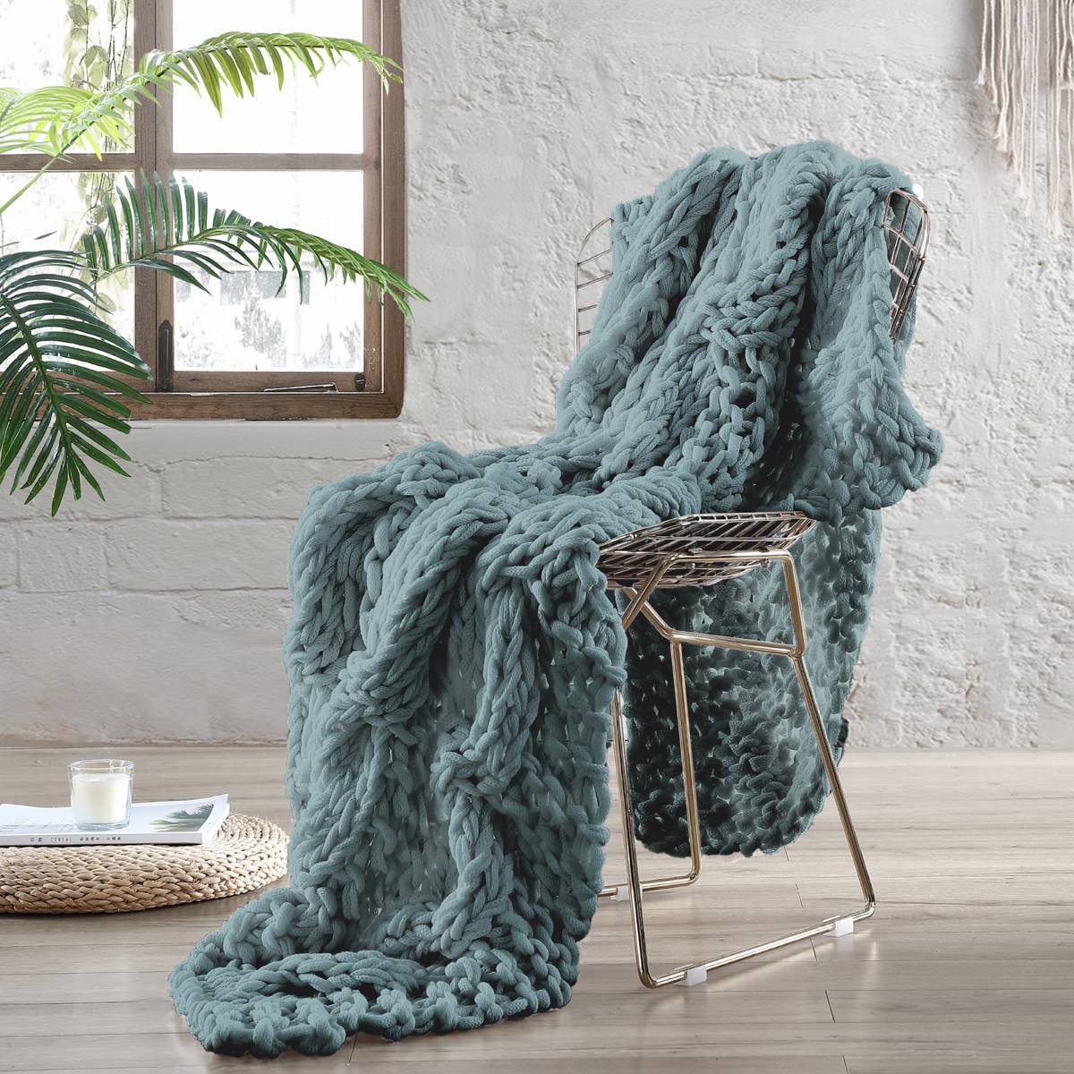 Modern Threads Reina Chunky Knit Acrylic Throw