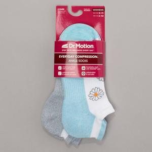 Womens Dr. Motion 2pk. Daisy White Low Cut Socks