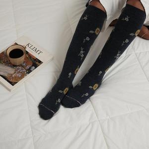 Womens Dr. Motion Ditsy Floral Compression Knee High Socks alternate view