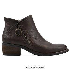 Womens White Mountain Altering Ankle Boots alternate view