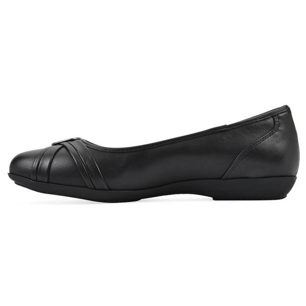 Womens Cliffs by White Mountain Calming Flats alternate view