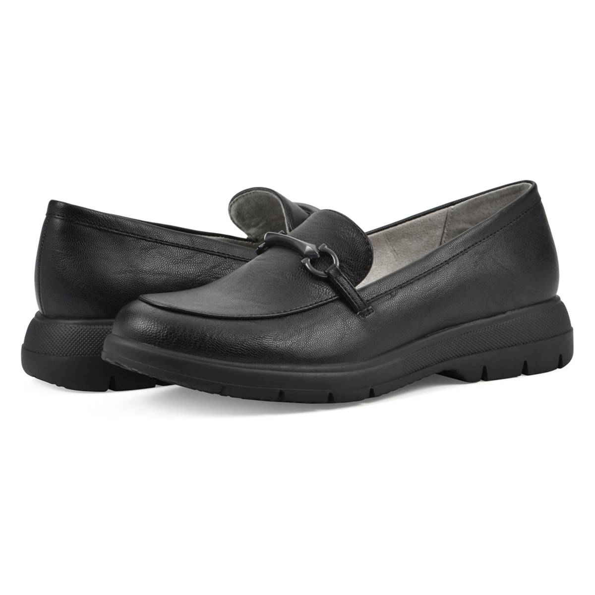 Womens Cliffs by White Mountain Flow Loafers