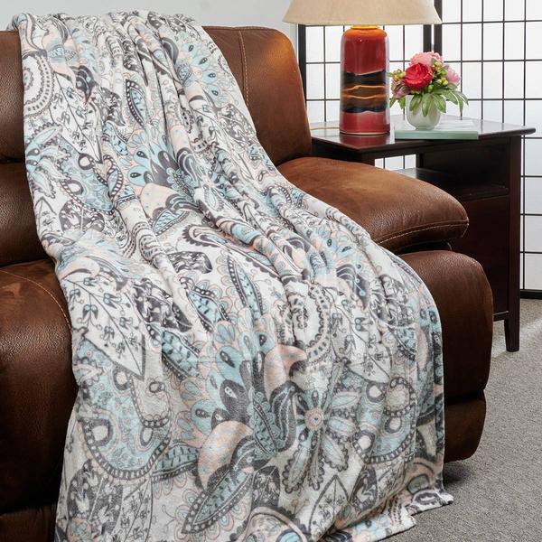 Kathy Ireland Flannel Isabelle Fleece Blanket