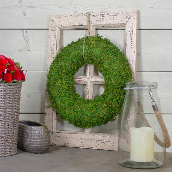 Northlight Reindeer Moss Artificial Spring Wreath alternate view