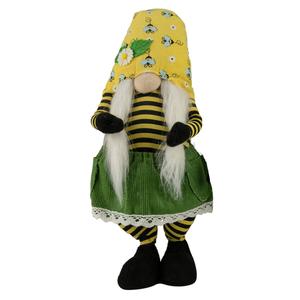 Northlight Girl Gnome with Bumblebee Hat & Daisy