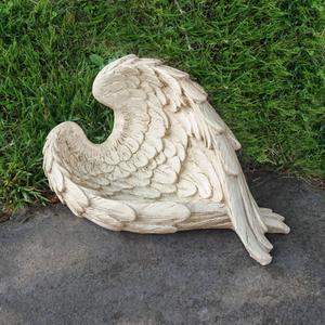 Northlight Weathered Angel Wings Garden Statue