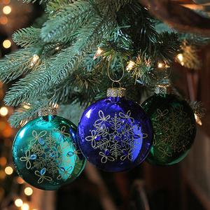Northlight Snowflake Glass Disc Christmas Ornaments alternate view