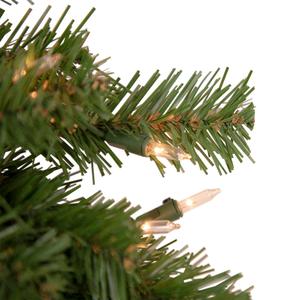 Northlight 18in. Dorchester Artificial Christmas Wreath alternate view