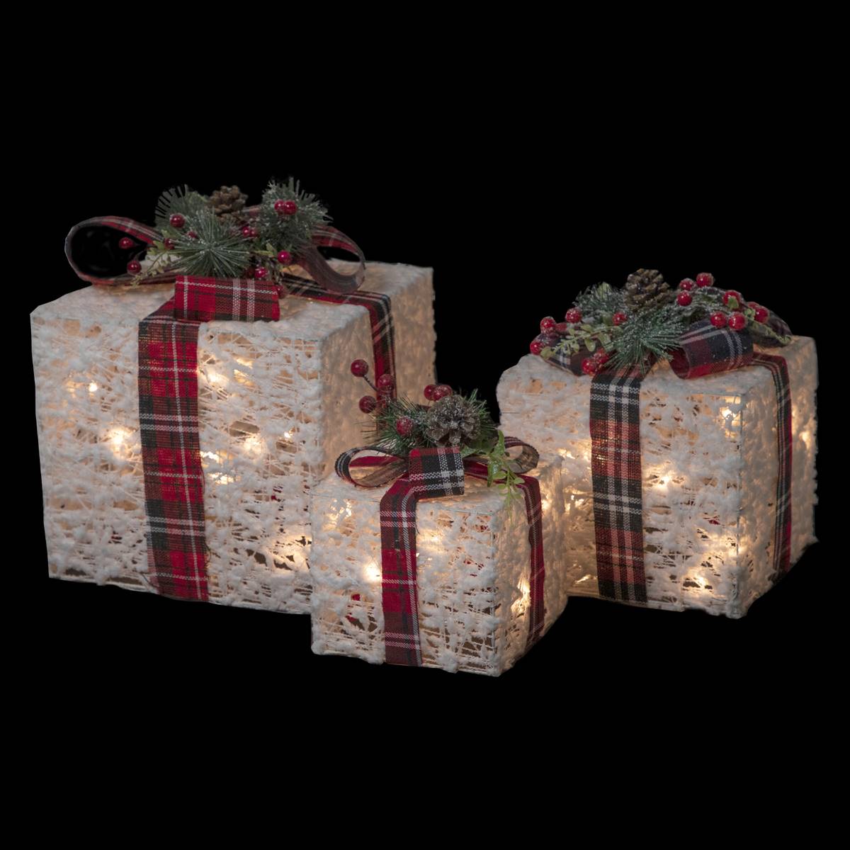 Northlight Seasonal Outdoor Christmas Plaid Gift Boxes - Set Of 3