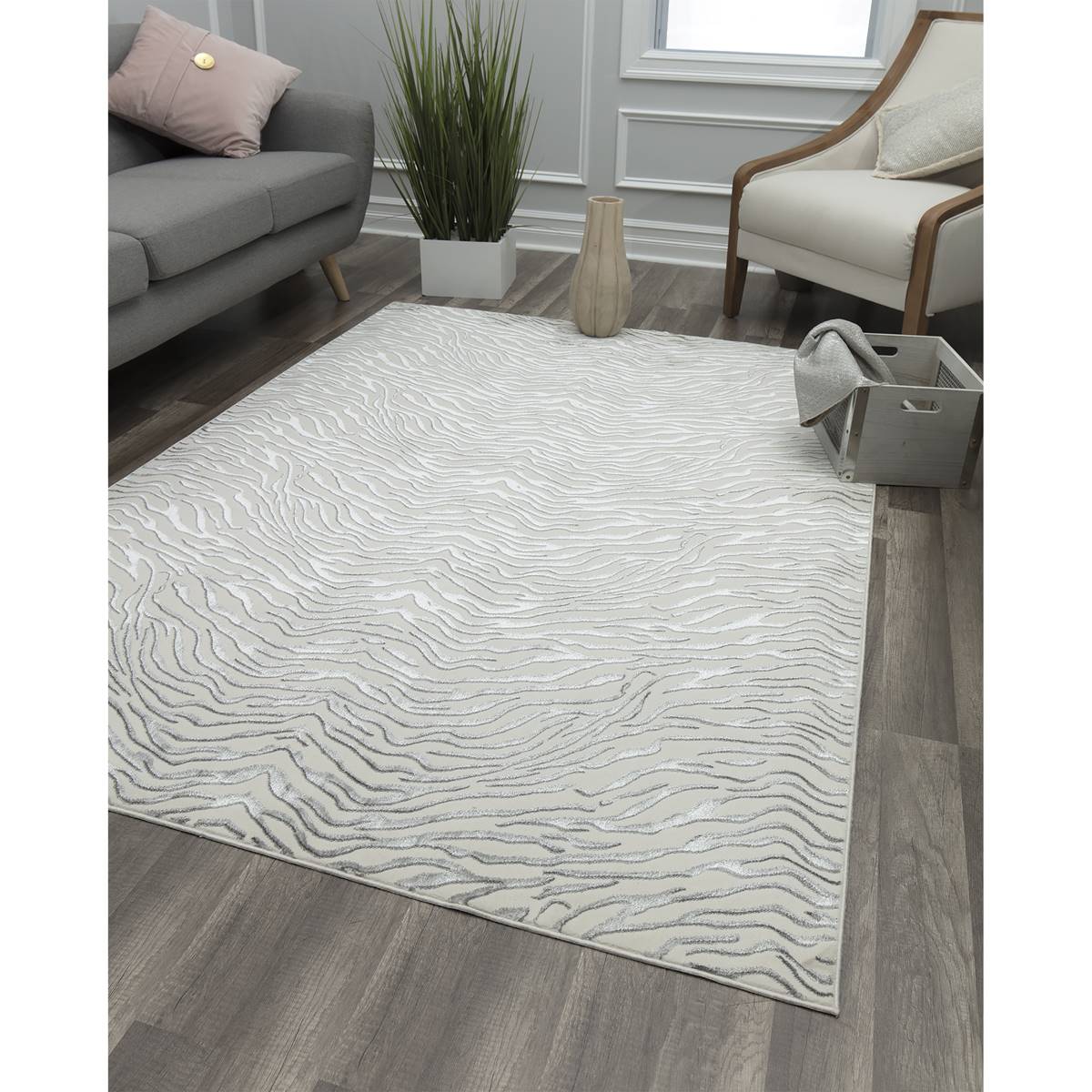 CosmoLiving By Cosmopolitan(tm) Hazel Tiger Area Rug