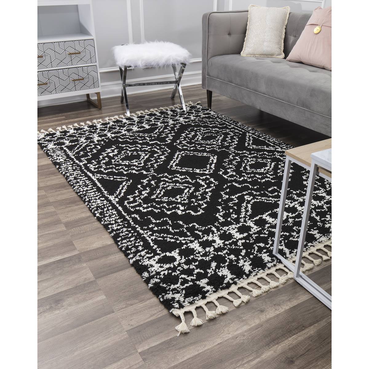 CosmoLiving By Cosmopolitan(tm) Mason Shag Area Rug