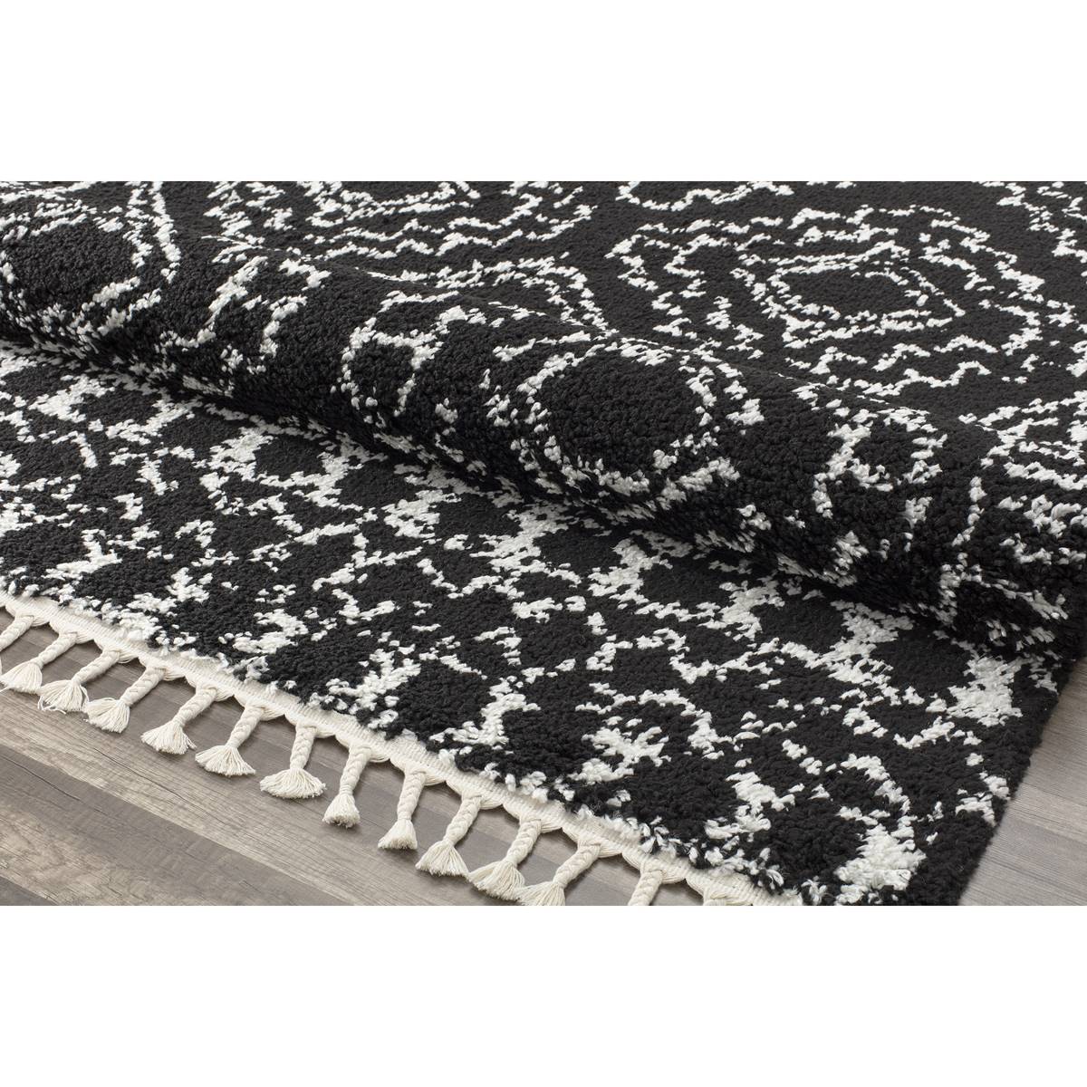 CosmoLiving By Cosmopolitan(tm) Mason Shag Area Rug