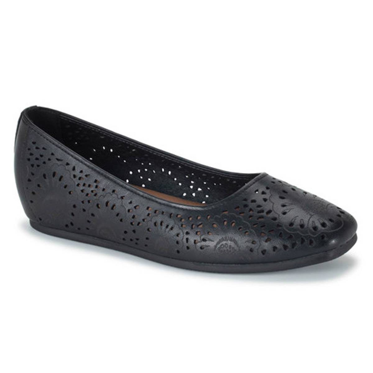 Womens BareTraps(R) Chika Flats