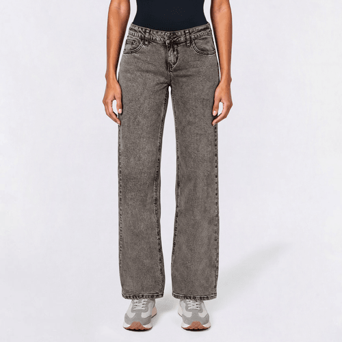Juniors California Vintage Venice Loose Fit Low Rise Jeans alternate view