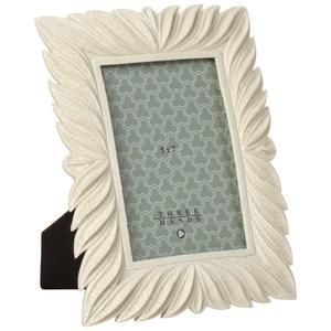 White Resin Petal Frame - 5x7