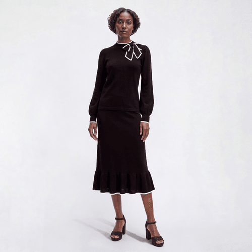 Womens Nina Leonard Color Block Trim Tie Neck Sweater & Skirt Set