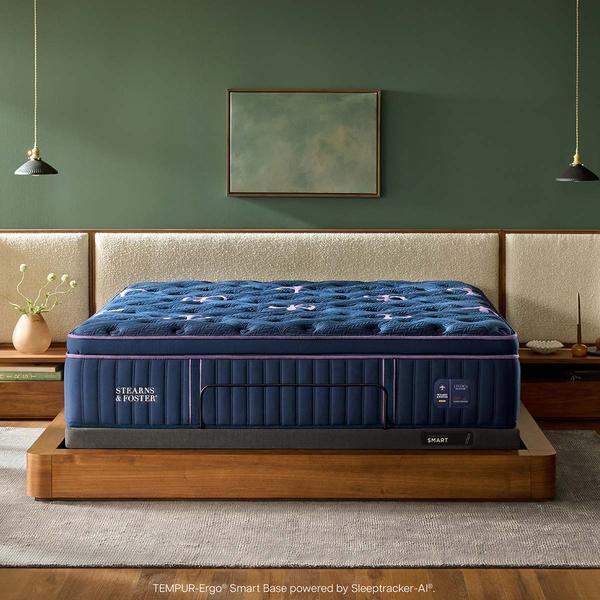 Stearns & Foster(R) Legacy Soft Pillow Top Mattress alternate view