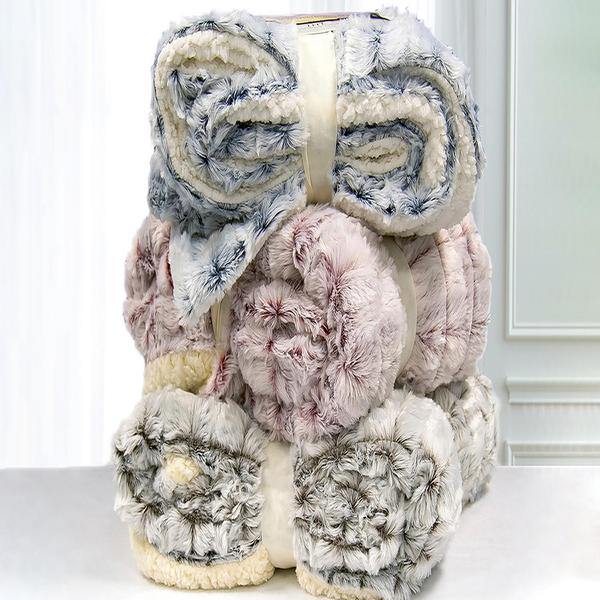 Blue Ridge Home Fashions Reversible Micromink/Sherpa Throw