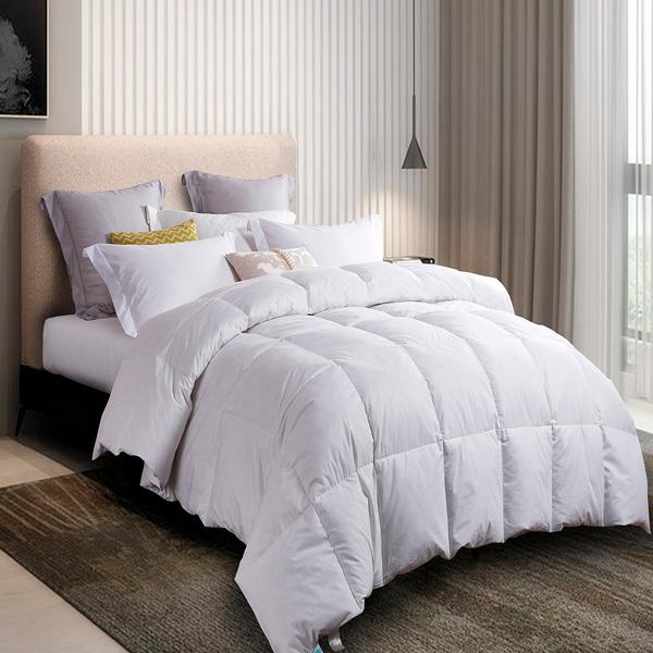 Blue Ridge Martha Stewart 250 TC White Feather And Down Comforter alternate view