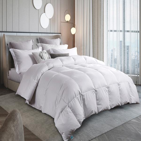 Blue Ridge Martha Stewart 300TC Luxury White Down Comforter alternate view