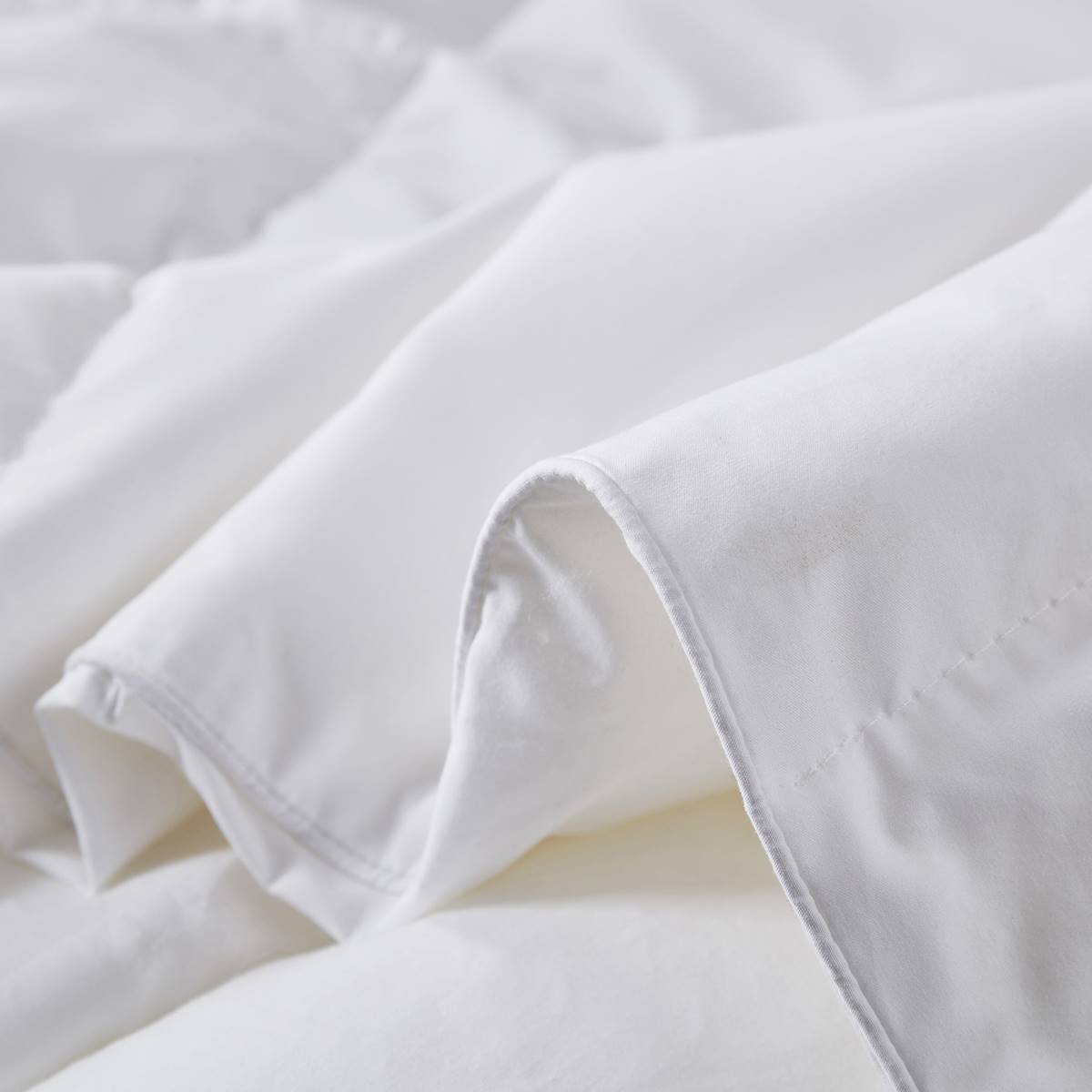 Martha Stewart All Season 233TC Tencel-Poly Filled Comforter