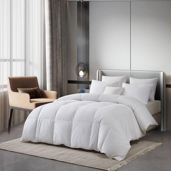 Serta(R) All Season 233TC European Down Comforter alternate view