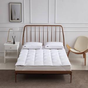 Beautyrest(R) 233TC Feather and Down Fiber Mattress Topper alternate view