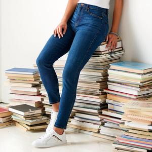 Juniors Celebrity Pink Free Spirit Curvy High Rise Jeans