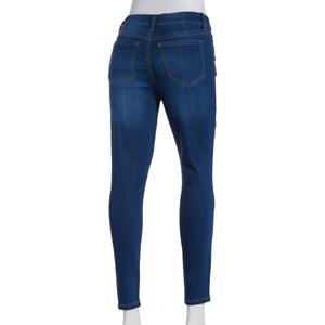 Juniors Celebrity Pink New Skinny 30in. Basic Jeans alternate view