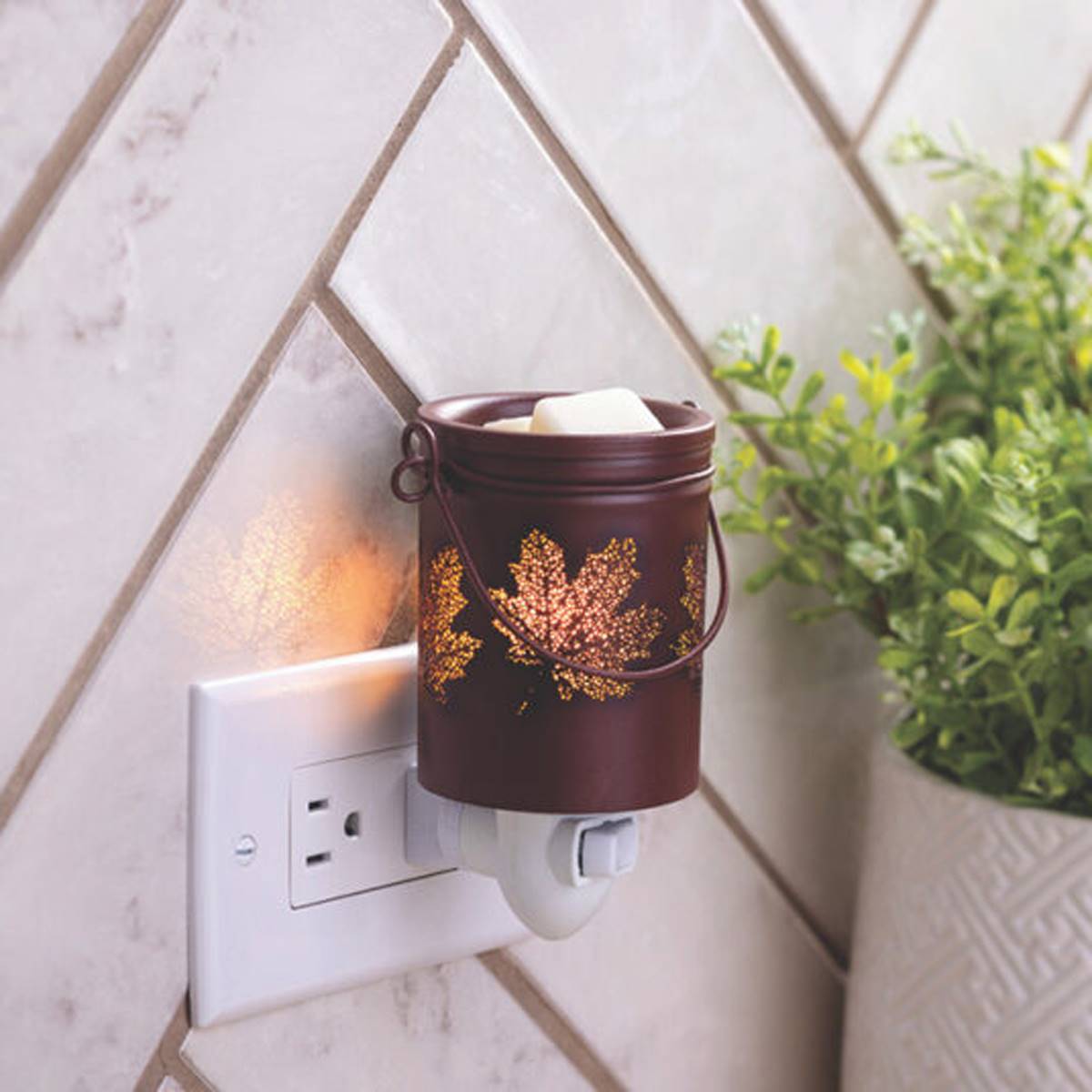 Candle Warmers Etc. Fall Leaves Plug Warmer