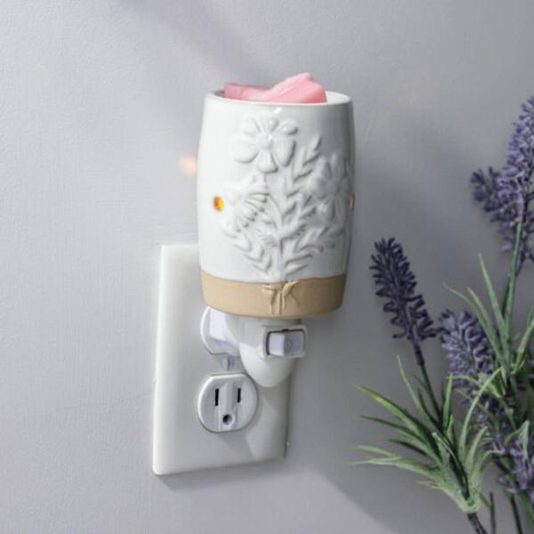 Candle Warmers Etc. Garden Blooms Pluggable Warmer alternate view