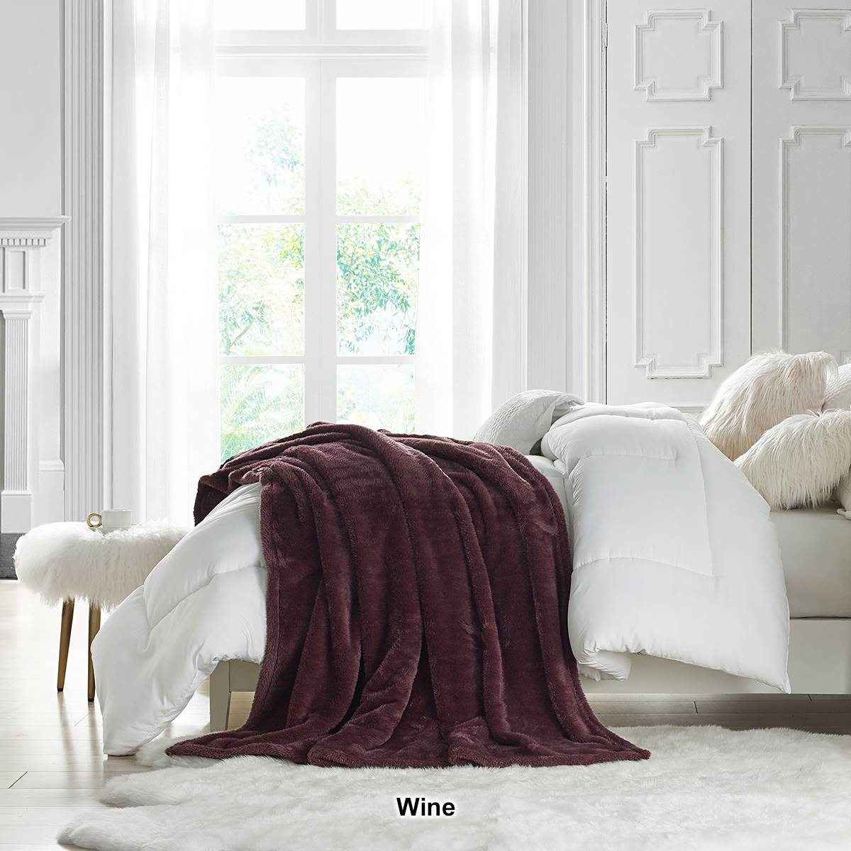 Cathay(R) Swift Home(R) Super Plush Oversized Throw