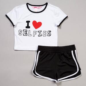 Girls (7-14) 1st Kiss(R) I Love Selfies Tee w/ Shorts alternate view